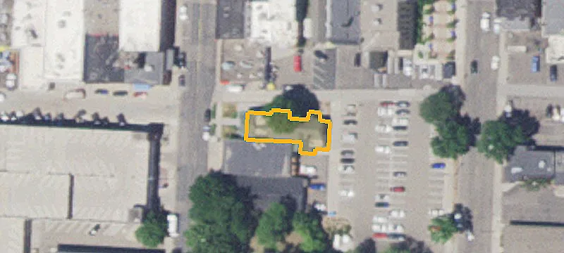 11 10th S Ave