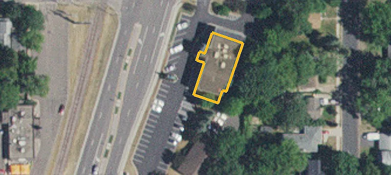4886 Hwy 61st N