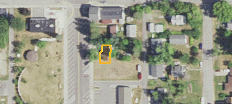 112 Riv St