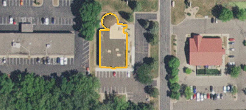 1330 Hwy 96th E