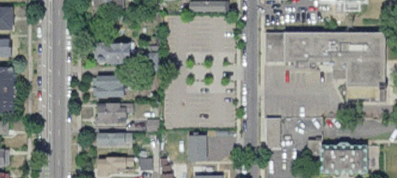 2226 Oakland Ave