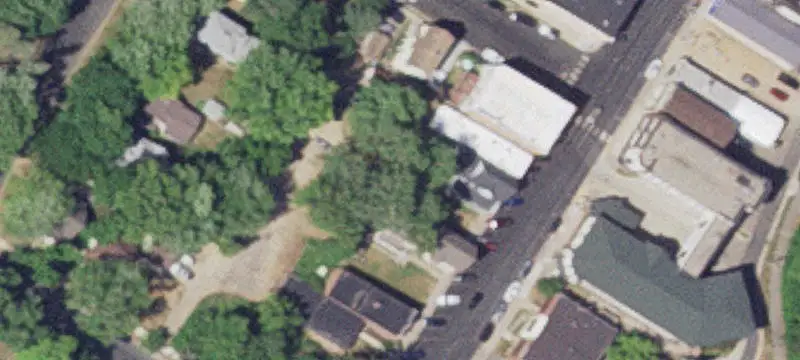 215 Lewis S Ave