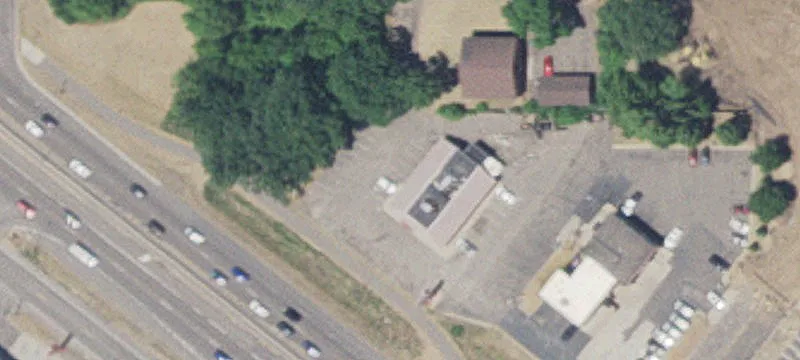737 Main St