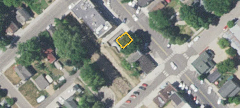 308 Broadway N