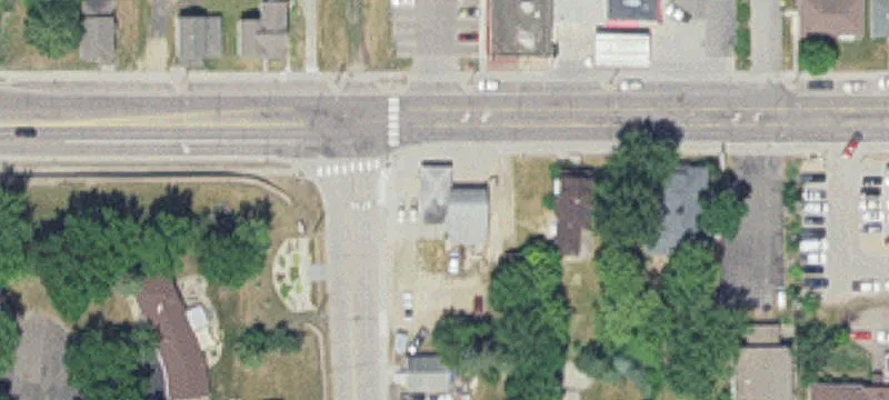 320 Main St