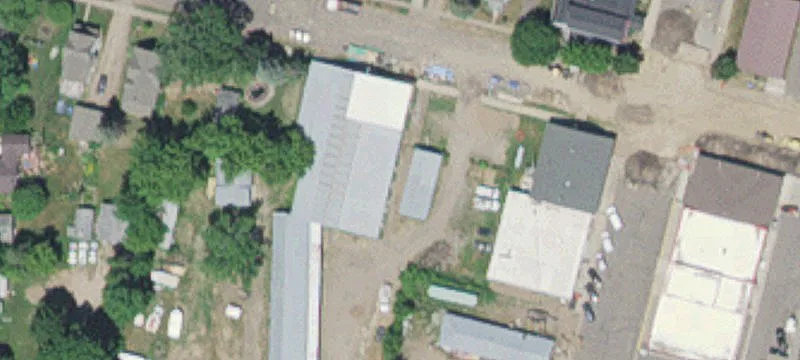 215 2nd SW St