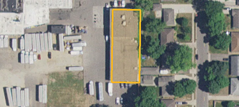 110 17th E St