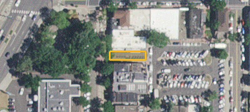 4750 Washington Sq