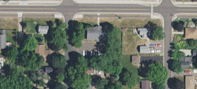 1426 Frost Ave