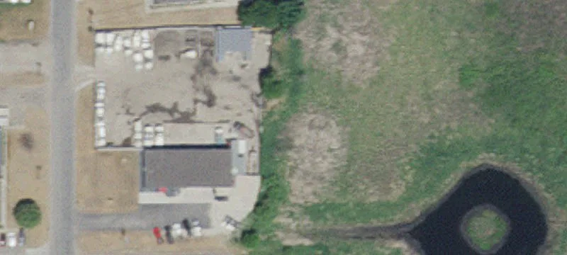 15839 Lincoln NE St