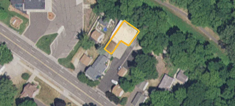339 Little Canada E Rd
