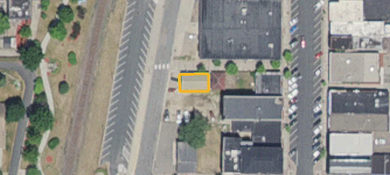 212 2nd St