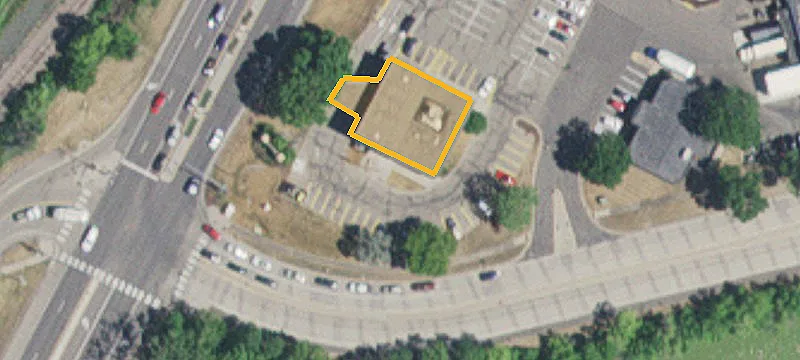 4400 Hwy 61st N