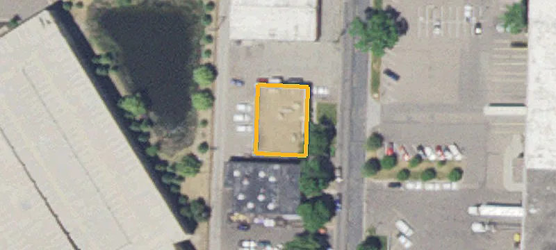 138 Jackson N Ave