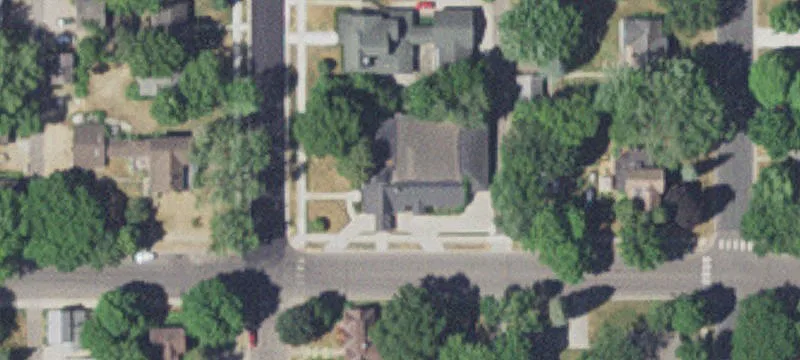 300 3rd N St