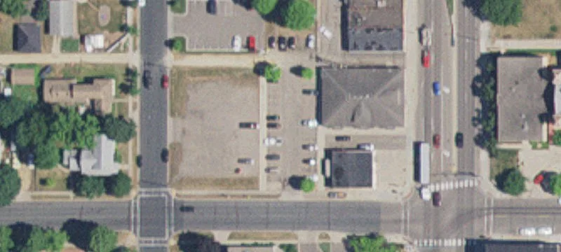 312 Vermillion St