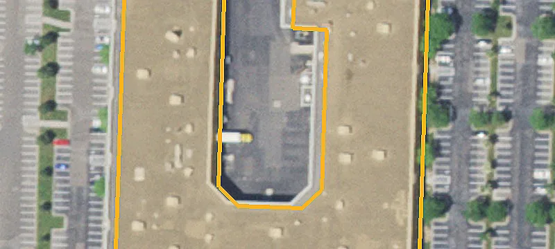 18751 Lk E Dr