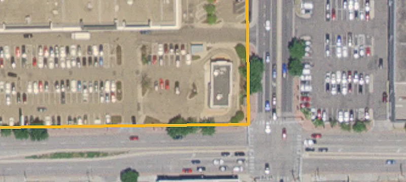 1101 Larpenteur W Ave