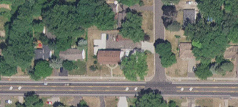 145 Larpenteur E Ave