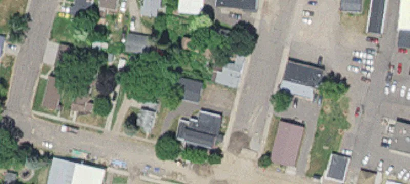 120 Broadway S Ave