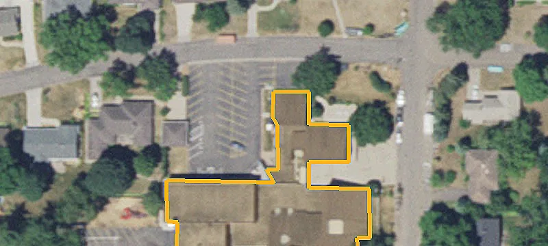 6 Interlachen Rd