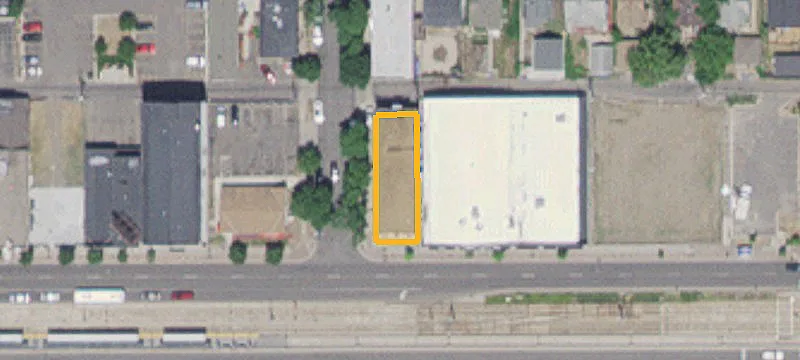 1533 University W Ave