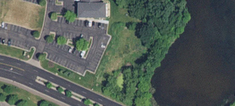 12 Long Lk Rd, Unit 2024