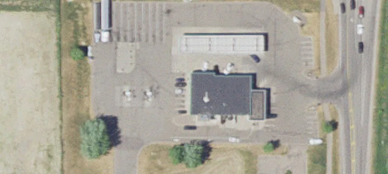 8045 County Line SE Rd