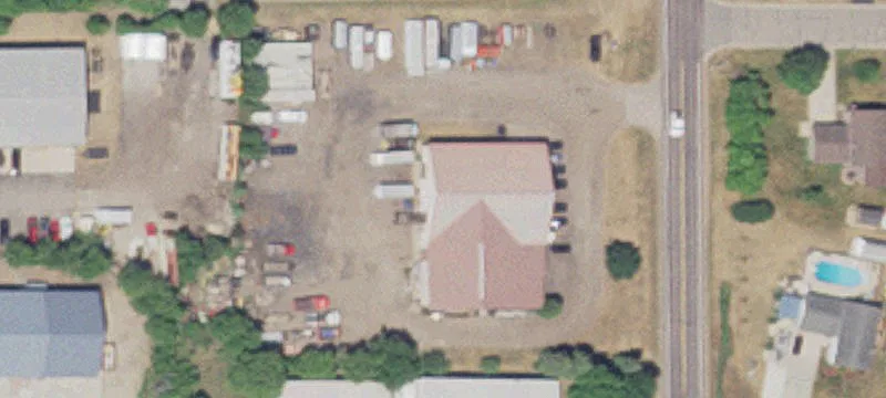 910 Quaker Ave