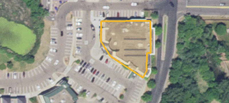 435 Pond Promenade