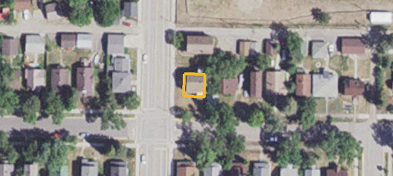 338 4th E Ave