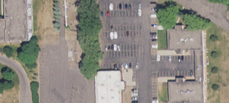 203 Little Canada E Rd
