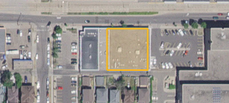 654 University W Ave