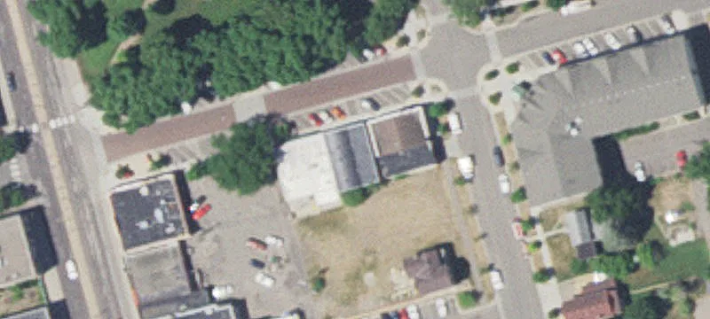 114 3rd St