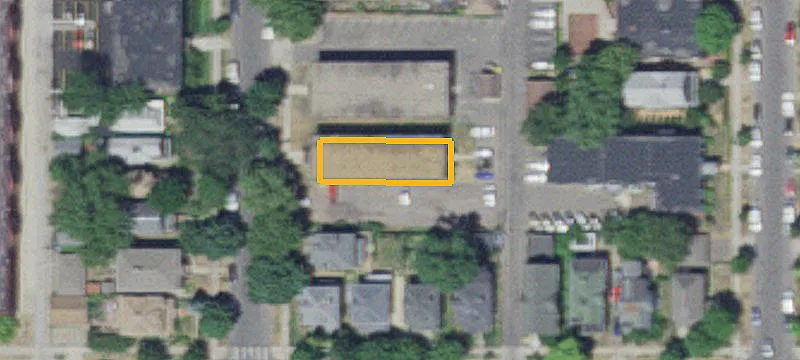 2637 Pleasant Ave