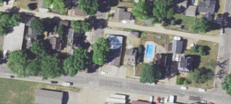 110 Railroad E St