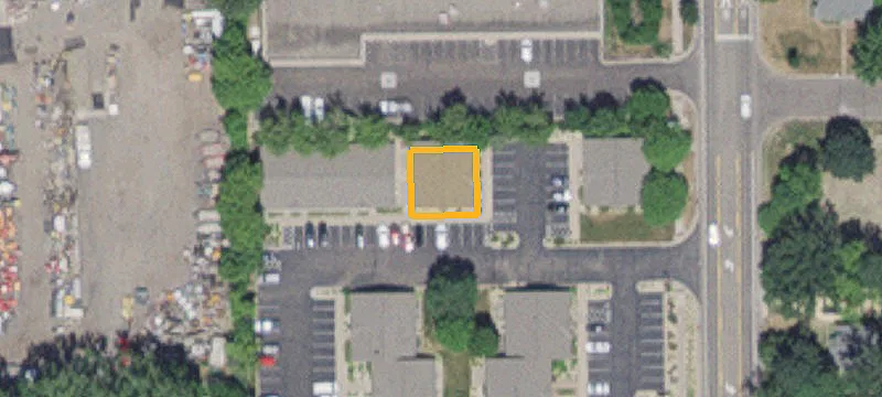 2593 Hamline Ave Na