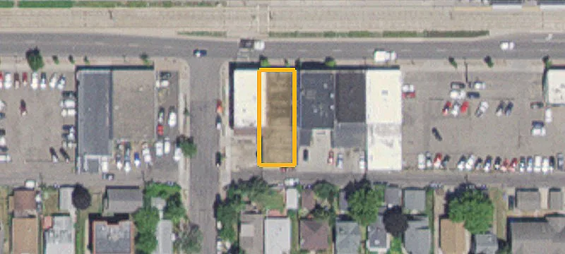 914 University W Ave