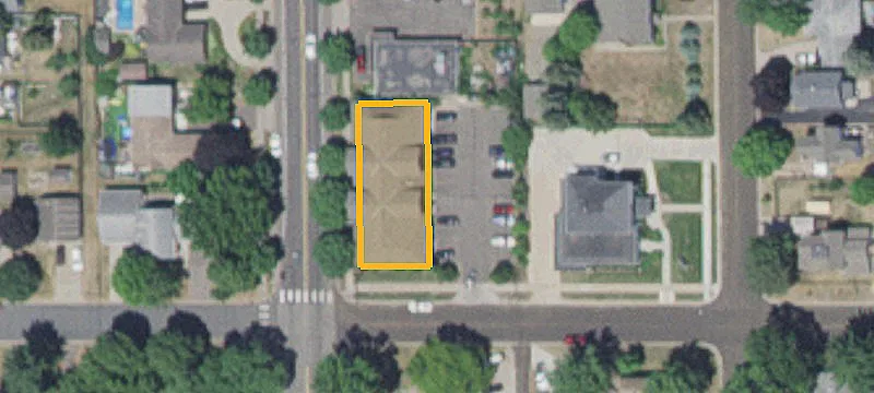 715 Old Hwy 8th NW