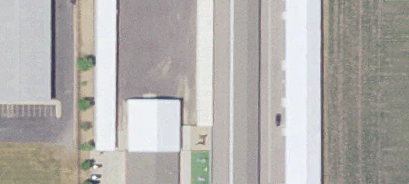 900 Es St