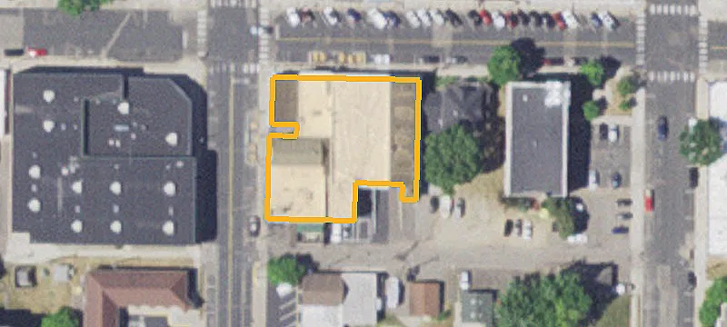 33 1st St