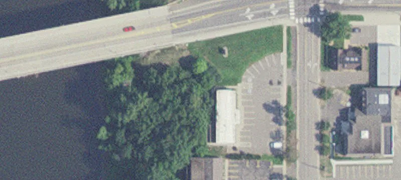 304 Riv Rd