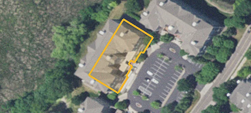 11472 Fairfield W Rd, Unit 106
