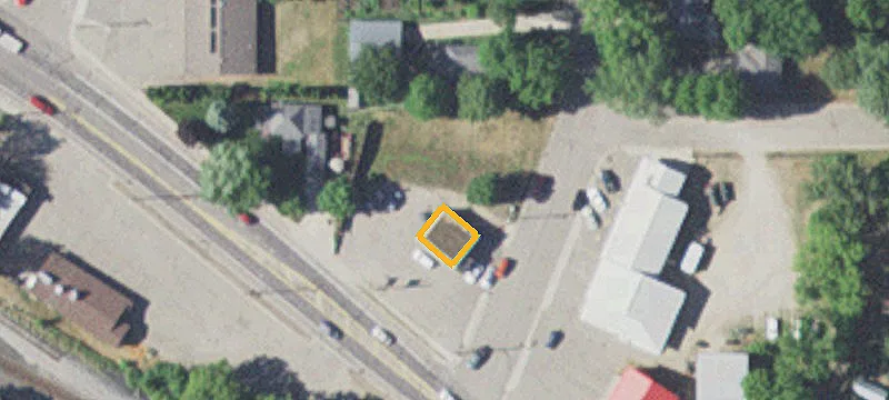 130 Elm E St