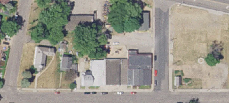 5280 Main E St