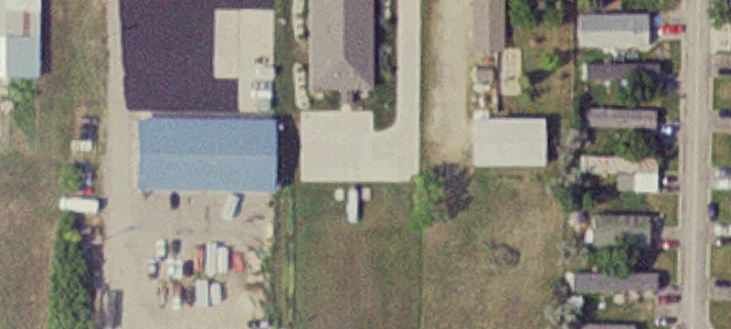 802 Ctr W Ave
