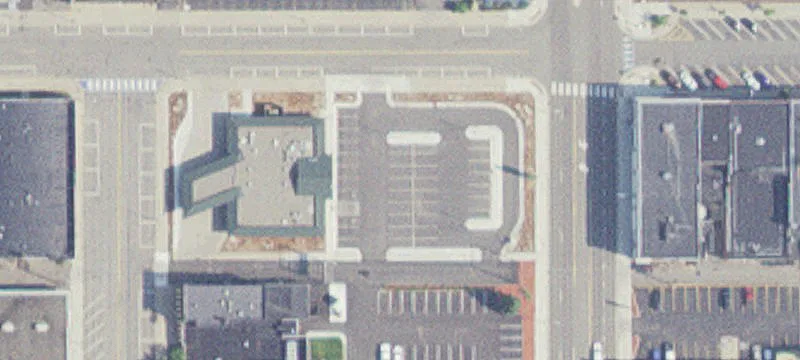 200 6th St