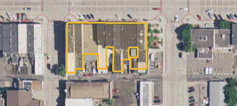 212 2nd E St
