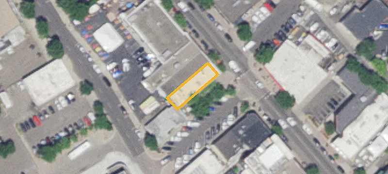 4153 Broadway Ave