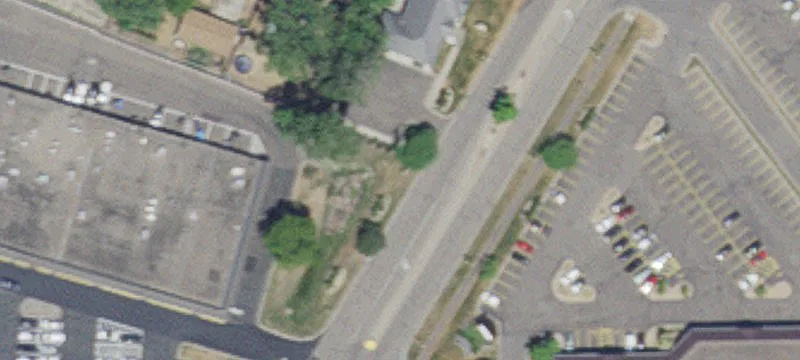1250 Moore Lk E Dr
